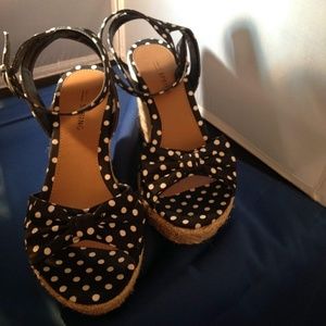 Women's wedge shoes